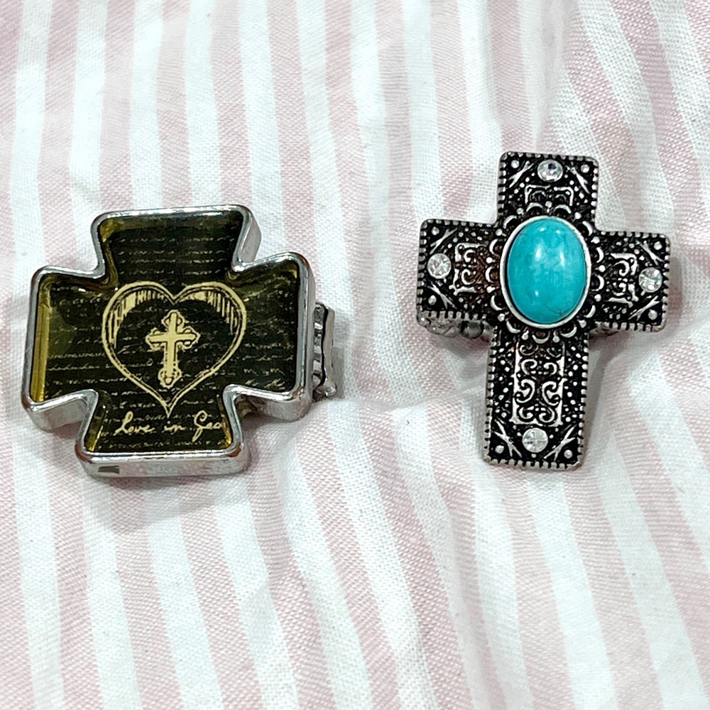 Cross Rings. Costume jewelry. Stretch bands